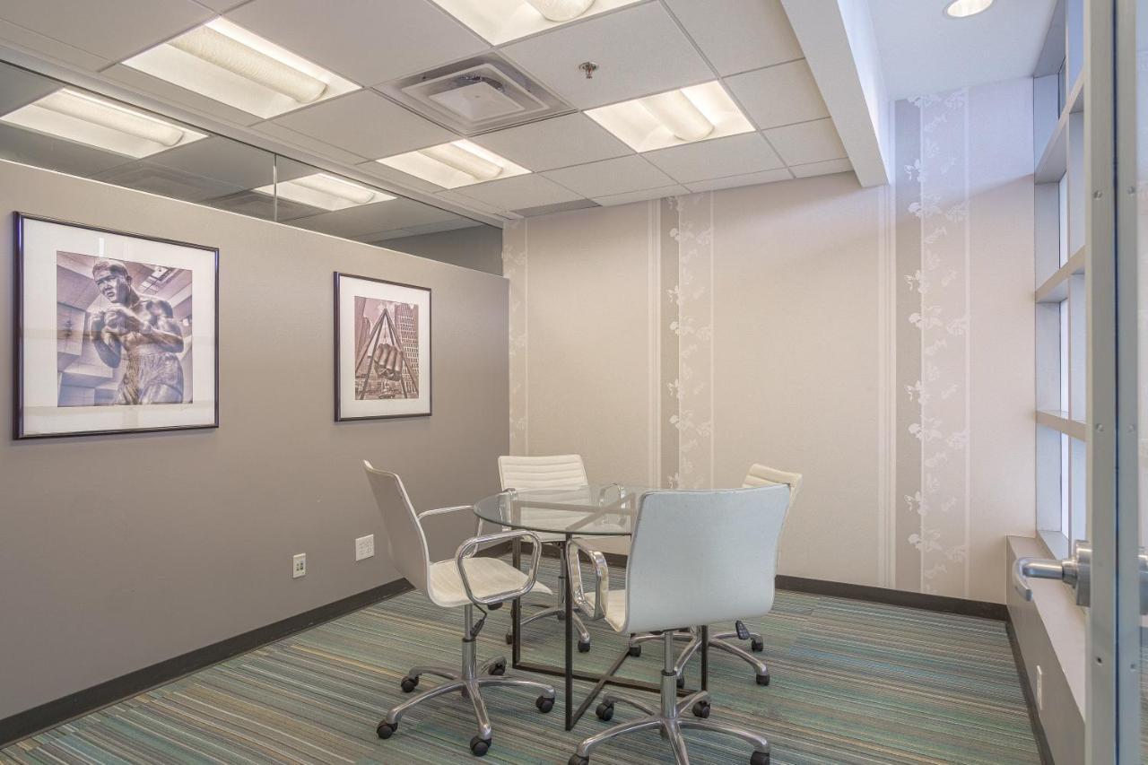 Modern Downtown Luxury - 2 Minutes To Stadiums & Venues Apartment