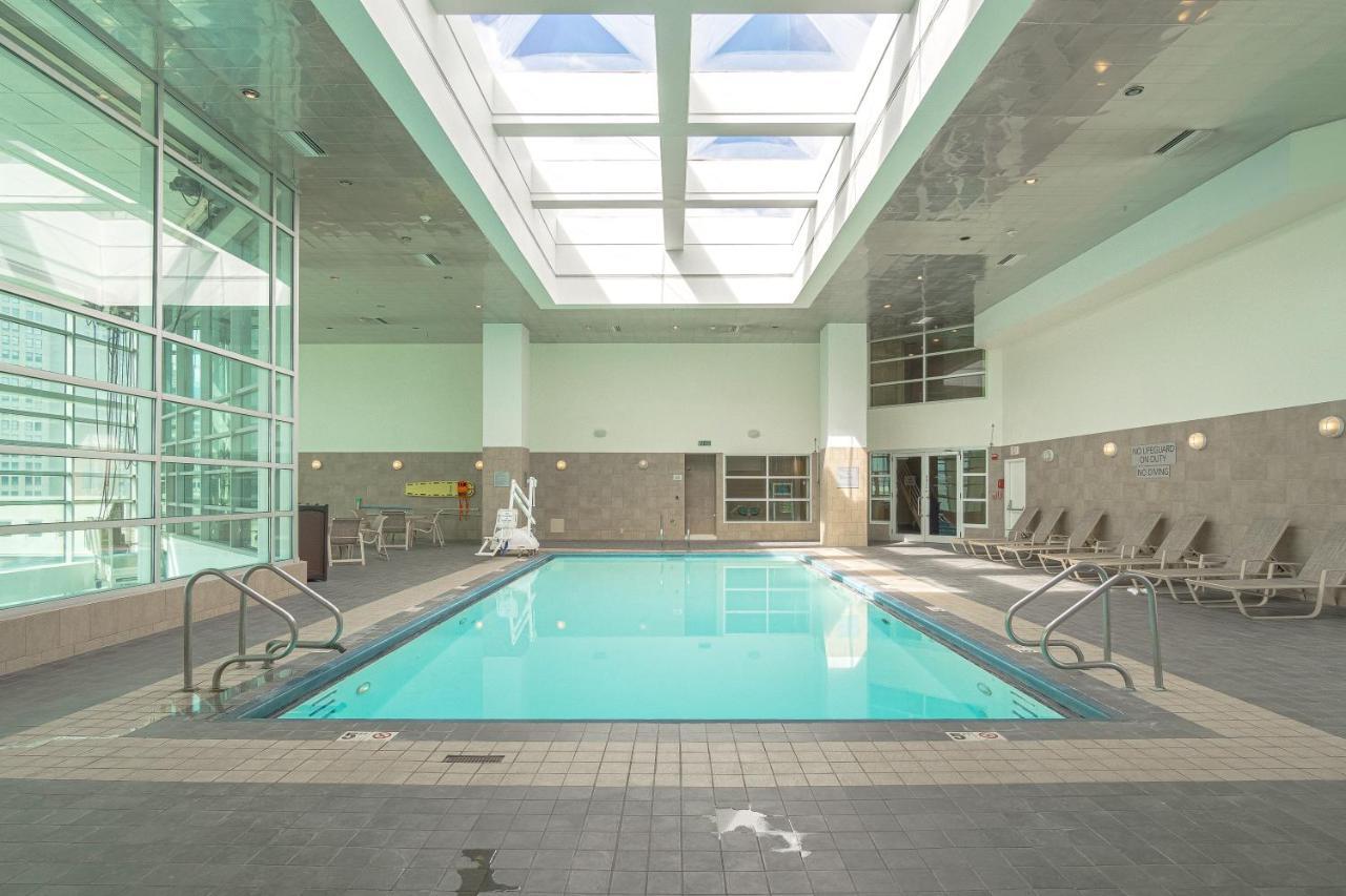 Modern Downtown Luxury - 2 Minutes To Stadiums & Venues *